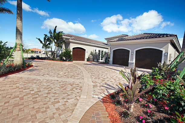 Best Interlocking Driveway Pavers  in Clendenin, WV